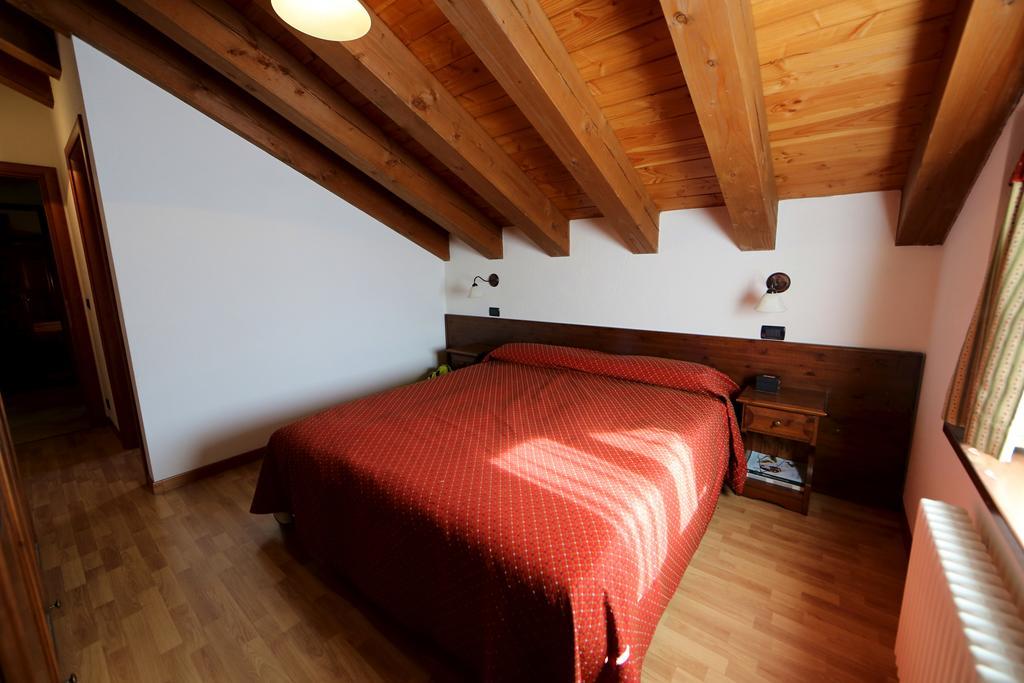 Valley Vacanze Brusson Room photo